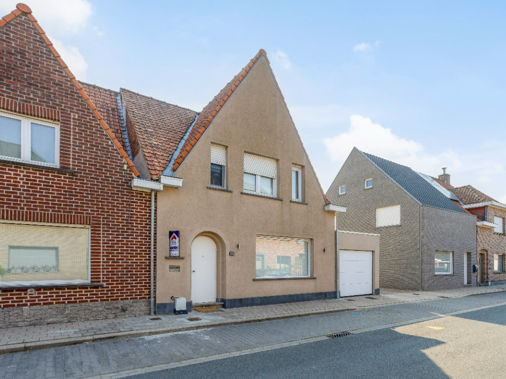 Sint-Pietersstraat - 72 - - 8880