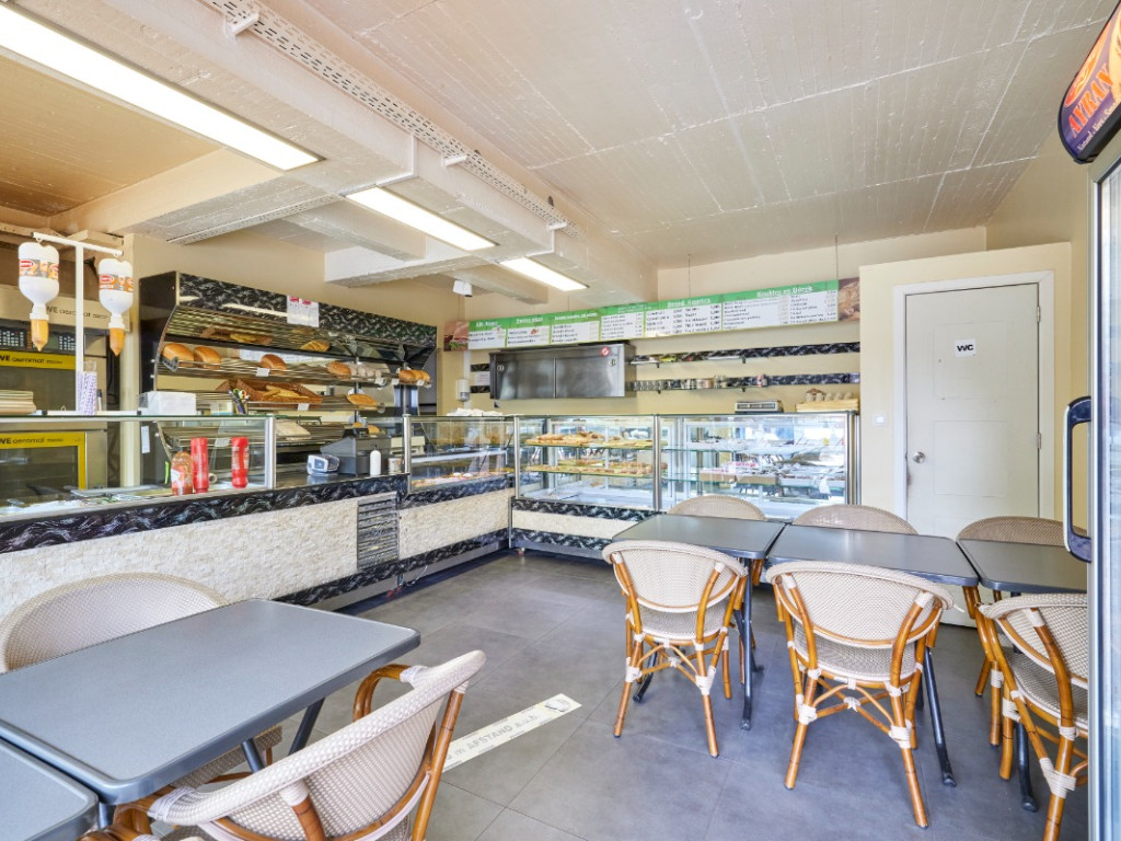 Dorp West - 3 - - 2070