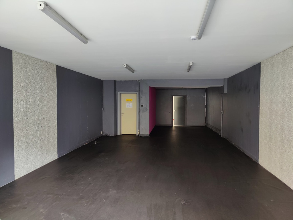 rue Albert Ier - 102 - rez - 4820