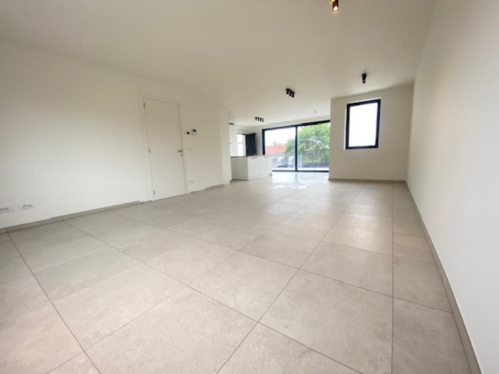 Menenstraat - 31 - 0101 - 8940