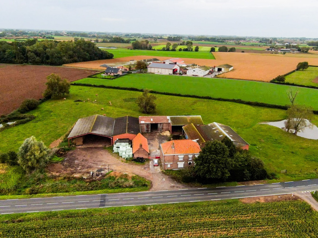 Route nationale - 19 - - 59470