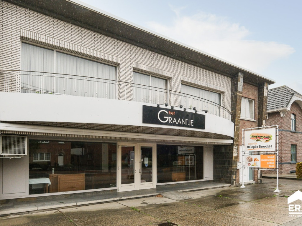 Stationsstraat - 32 - - 3570