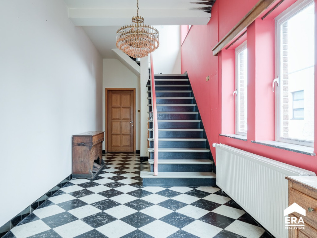 Stationsstraat - 32 - - 3570