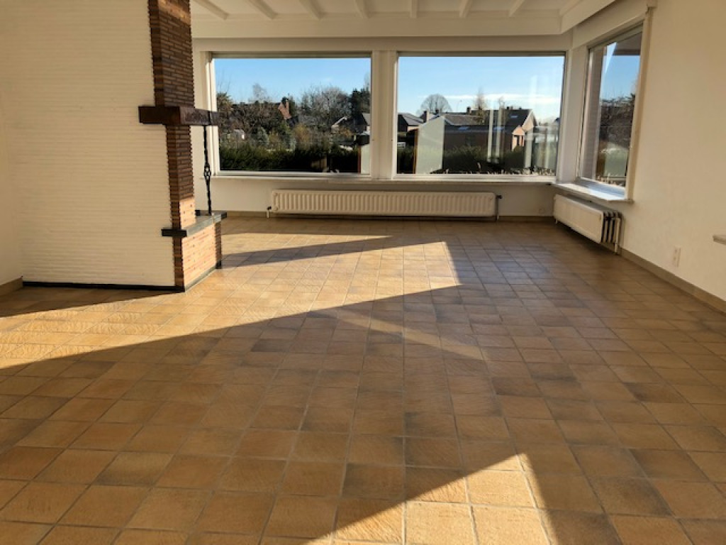 Beselarestraat - 121 - - 8940