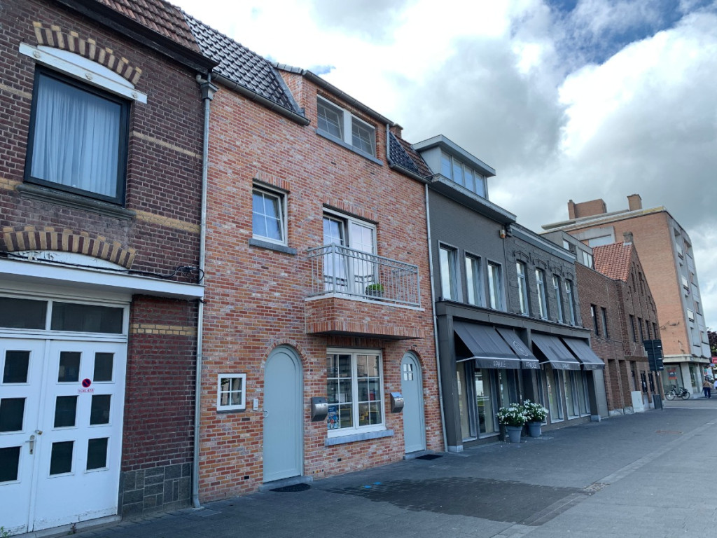 Stationswal - 25 - - 3960