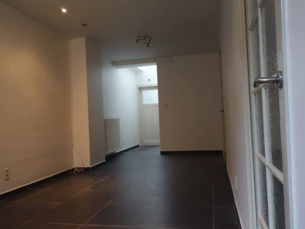 Hugo Verrieststraat - 16 - - 8800