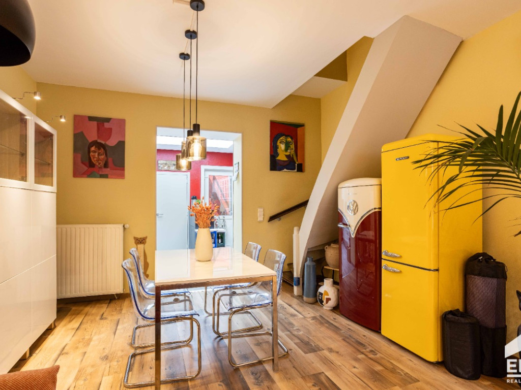 Binnenstraat - 107 - - 9300