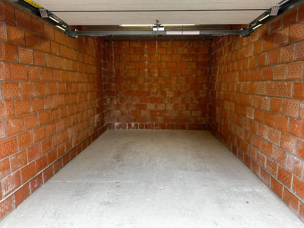 Wezelbaan - 56 - - 2490