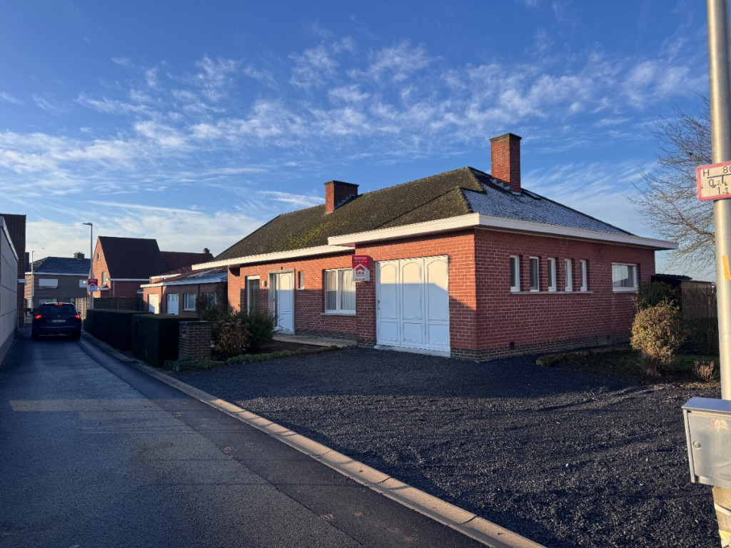 Sint Pieterstraat - 104 - - 8880