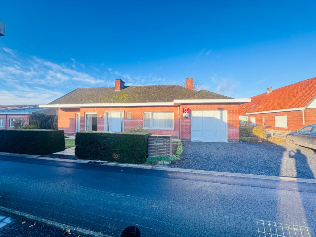 Sint Pieterstraat - 104 - - 8880