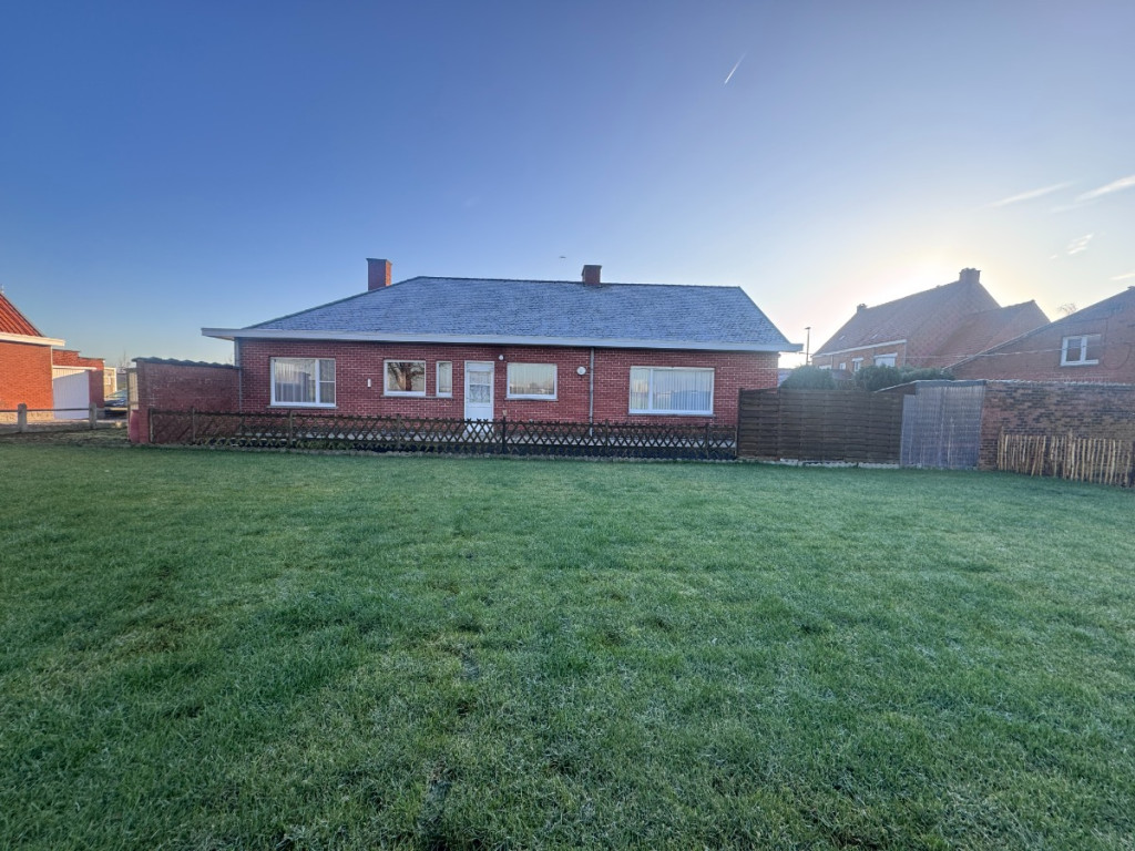 Sint Pieterstraat - 104 - - 8880