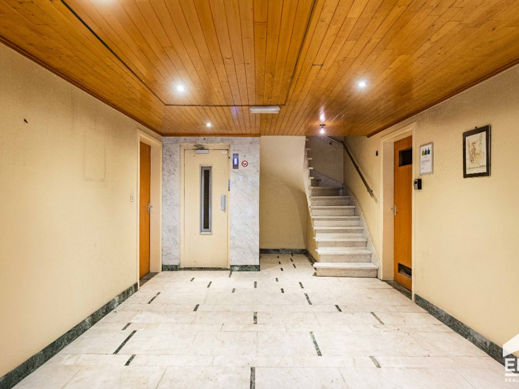 1 Meistraat - 3 - - 9300