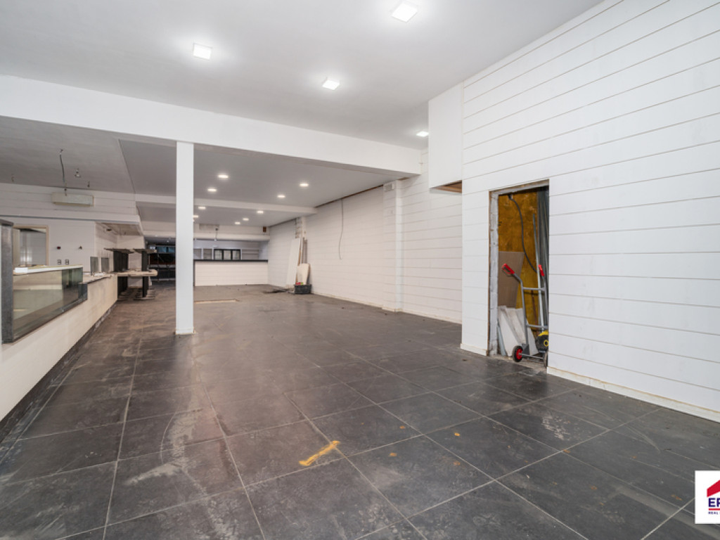 Rue de mons - 76A - - 7090