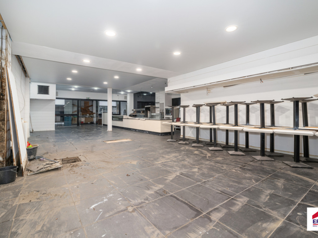 Rue de mons - 76A - - 7090
