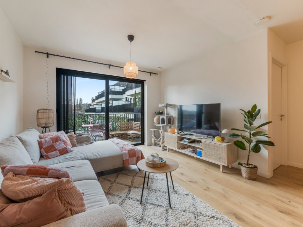 Gelaagstraat - 165 - M - 9140