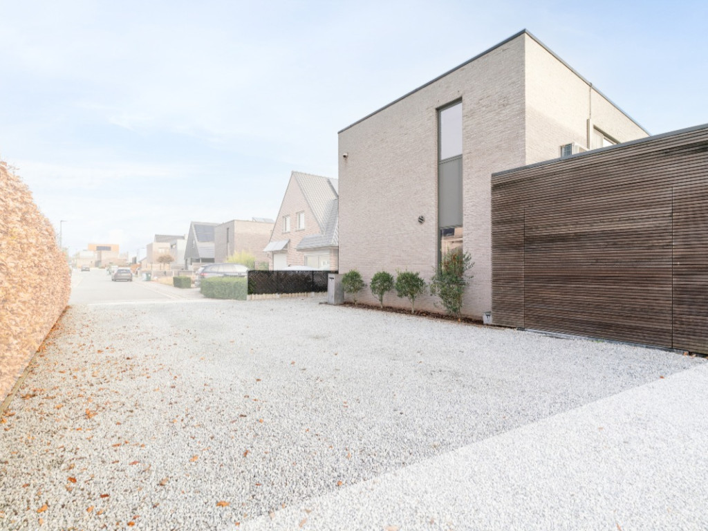 Textielstraat - 7 - - 9700