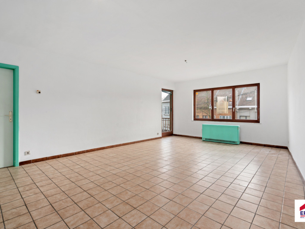 Chaussée de Valenciennes - 74 - 3 - 7800