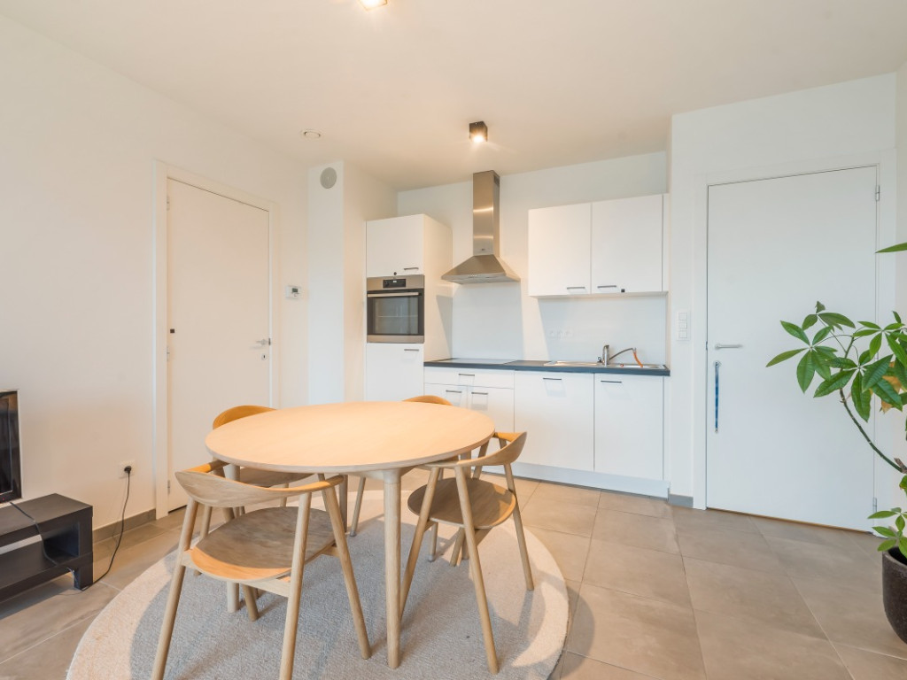 Desguinlei - 86 - 604 - 2018