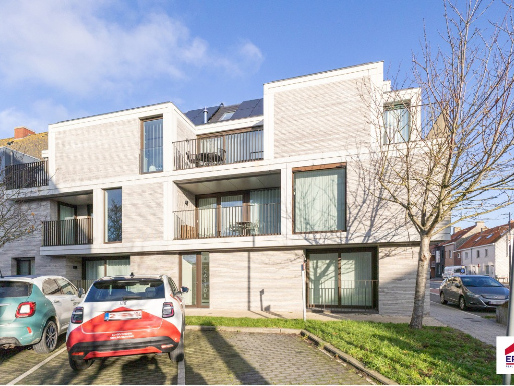 Dennenlaan - 4 - 0101 - 8430