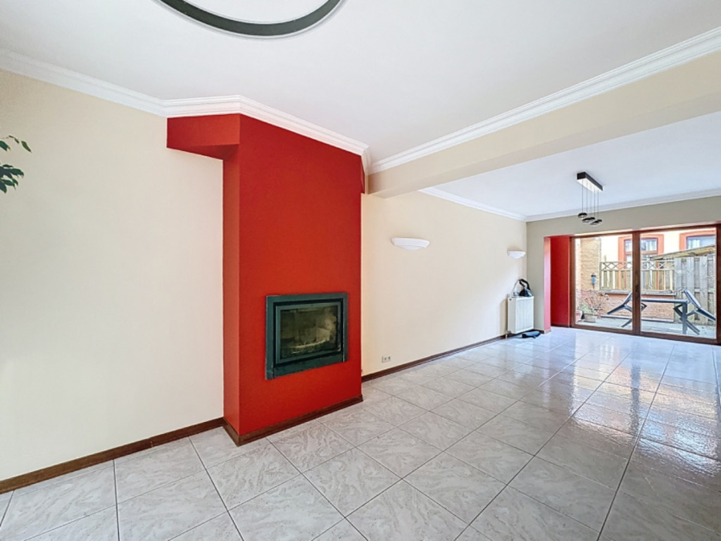 Rue du Mont-Blanc - 32 - - 1060