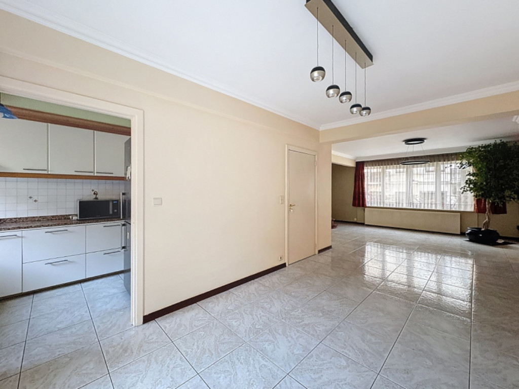 Rue du Mont-Blanc - 32 - - 1060