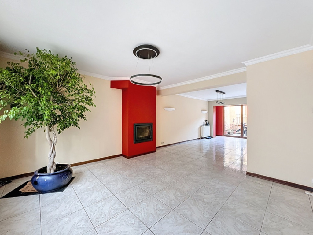 Rue du Mont-Blanc - 32 - - 1060