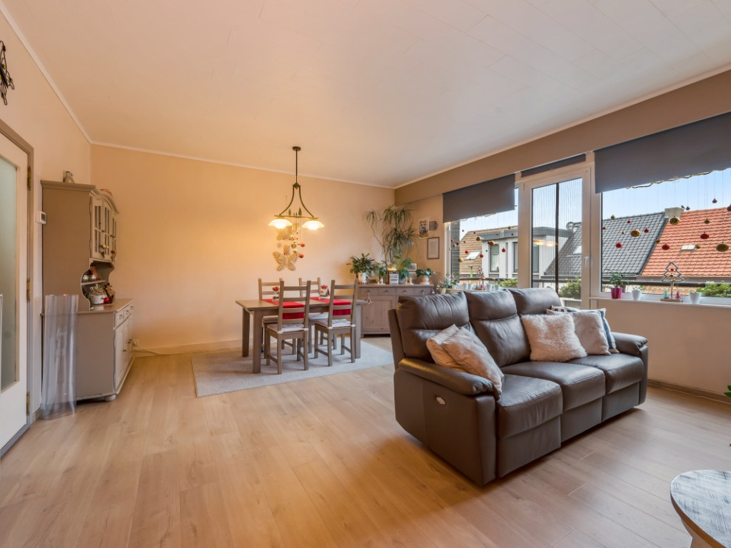 Dorp Oost - 77 - 2 - 2070