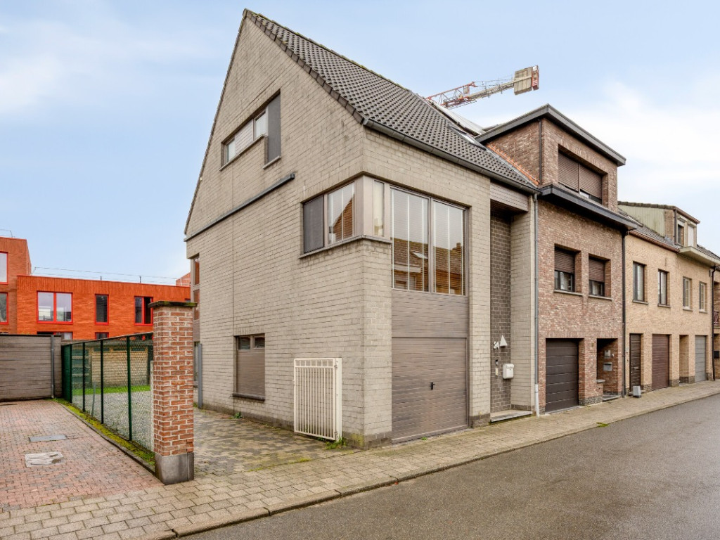 Korte Nieuwstraat - 24 - - 2840