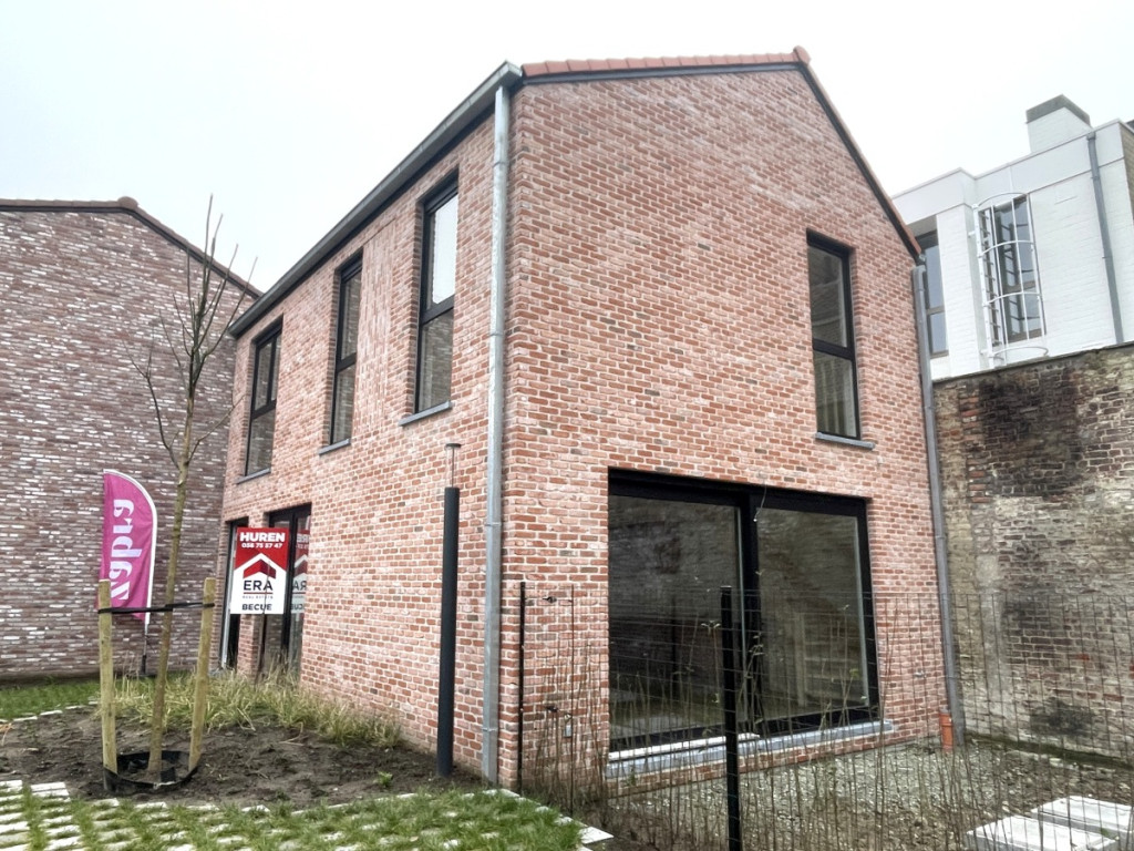 Slachthuisstraat - 64 - - 8500