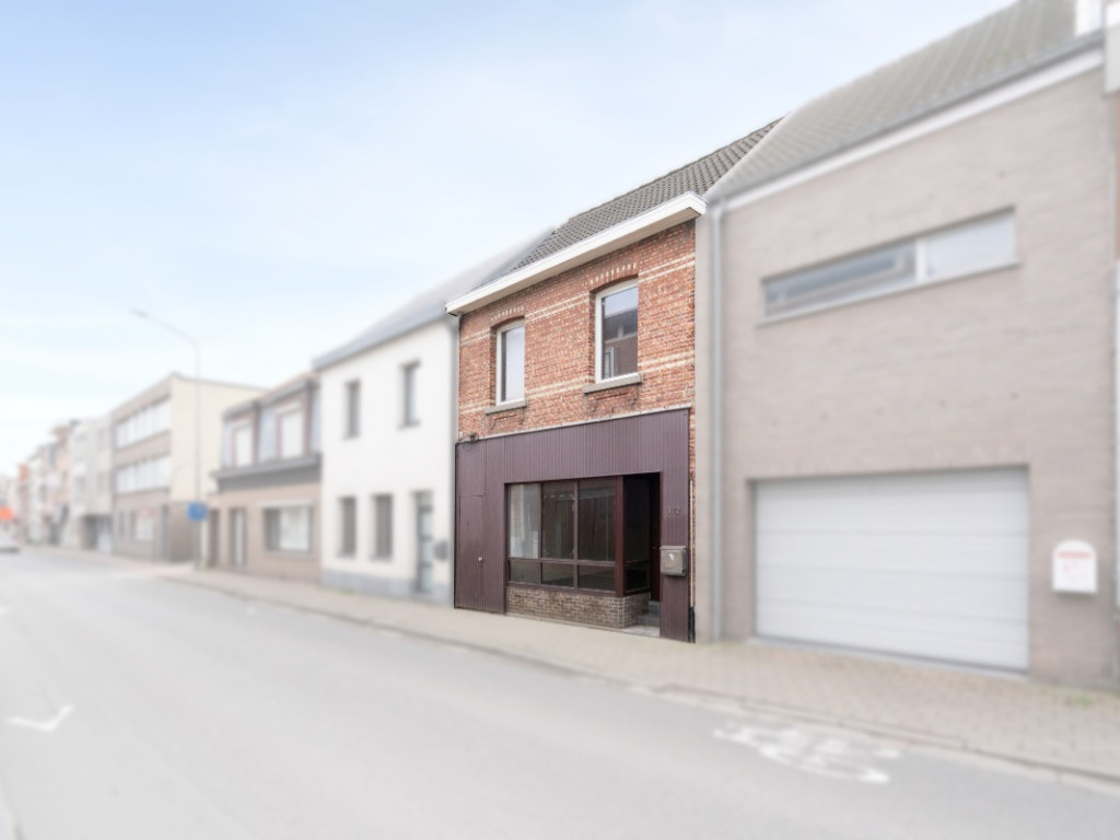 Dorpstraat - 102 - - 2070