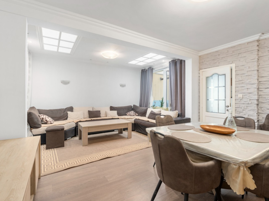 Stationsstraat - 50 - - 9280