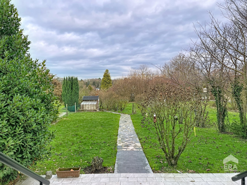 Chaussée Bara - 37 - - 1420