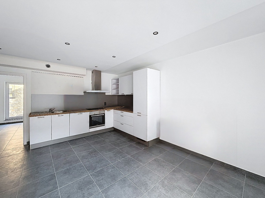 Rue des Combattants - 1 - 9 - 7321