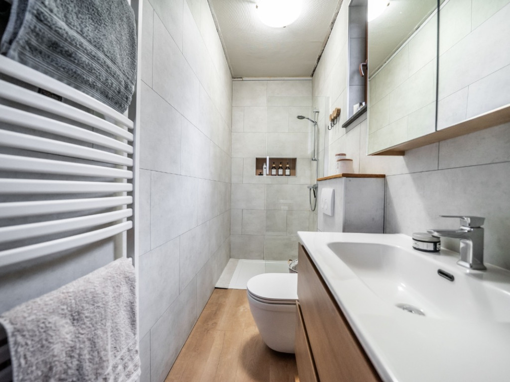 Avenue du Foyer - 106 - - 4820