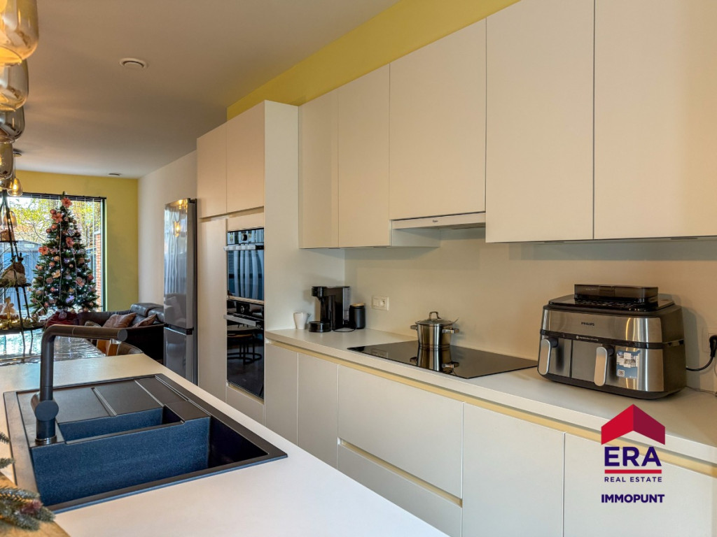 Nieuwenhuyzen - 42 - - 3800