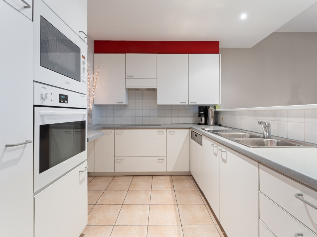 Ernest Feysplein - 2 - 0303 - 8400