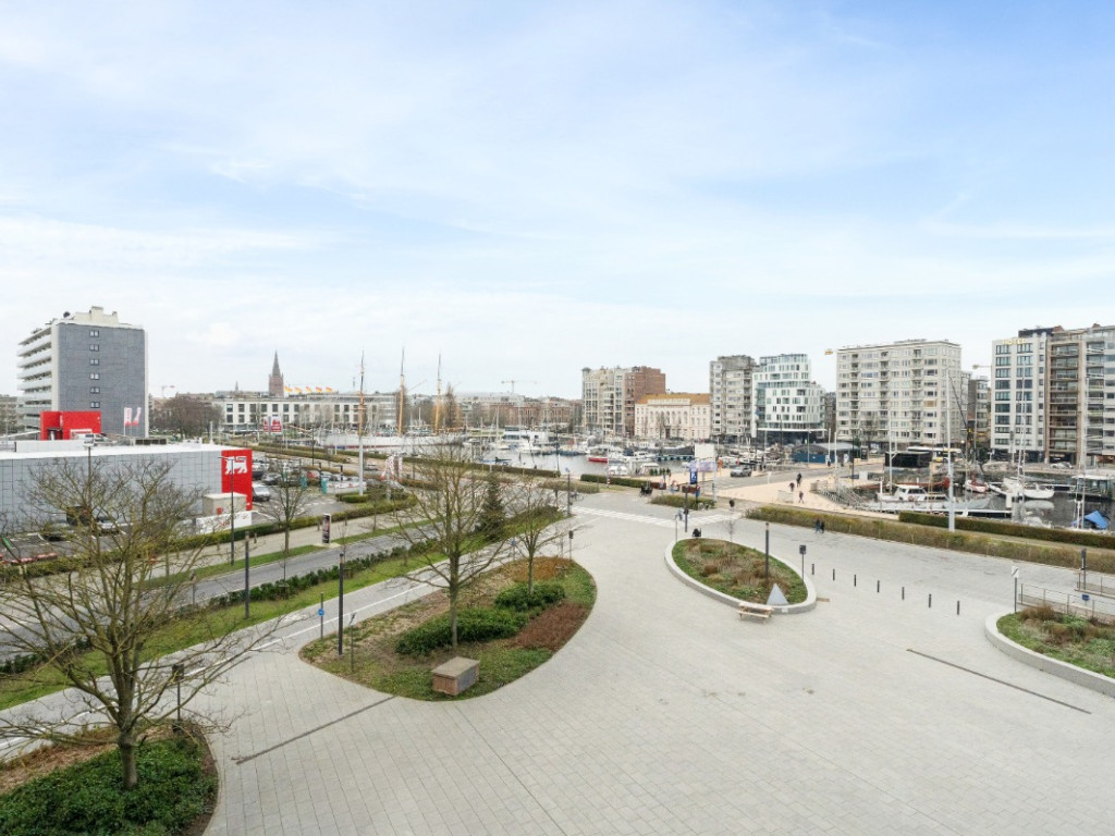 Ernest Feysplein - 2 - 0303 - 8400