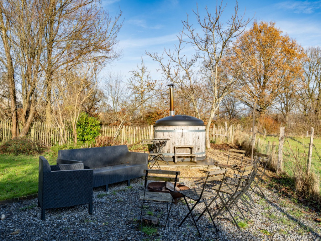 Rue haute - 10 - - 6997