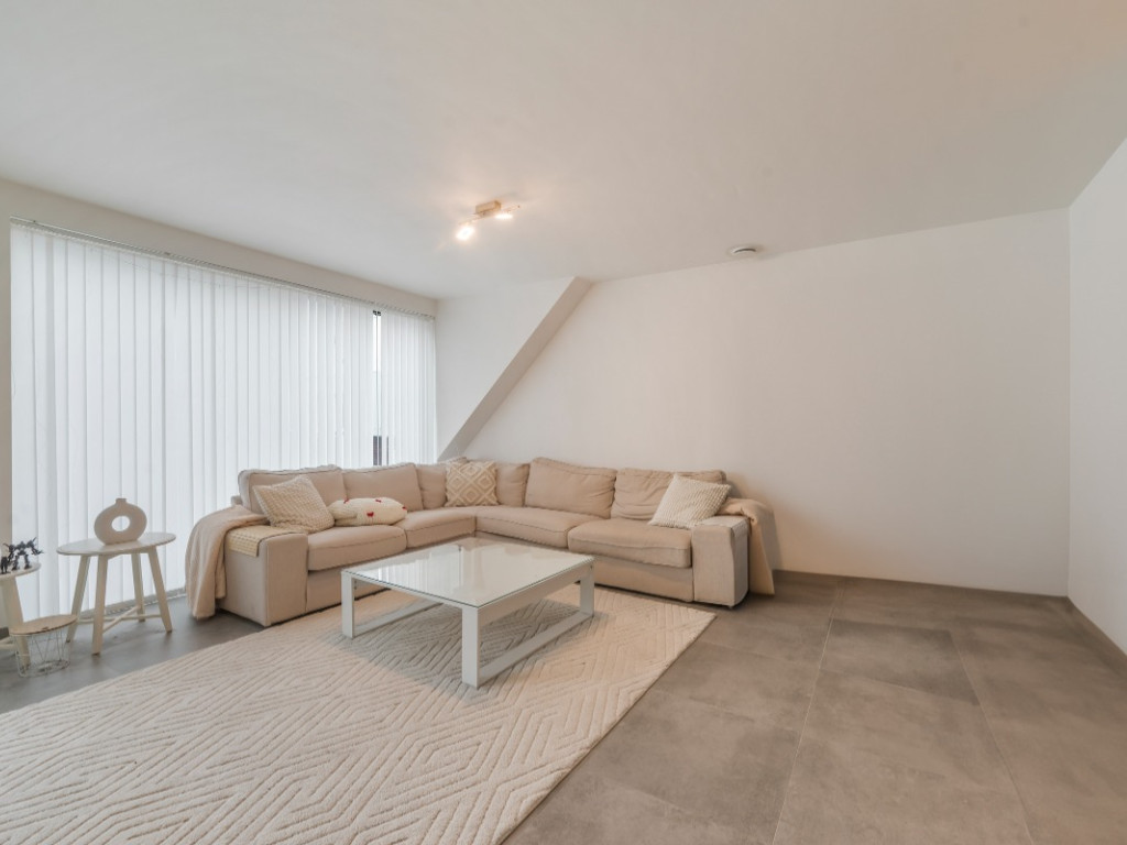 Kasteelstraat - 54 - D - 9140