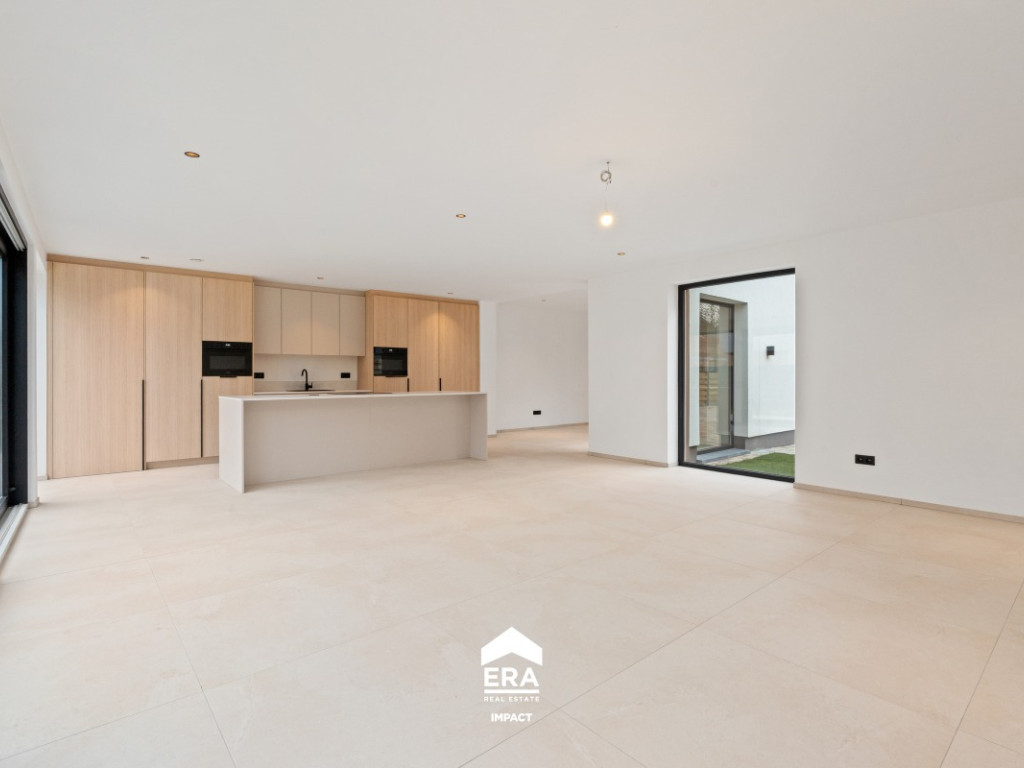 Baan naar Bree - 107 - - 3990