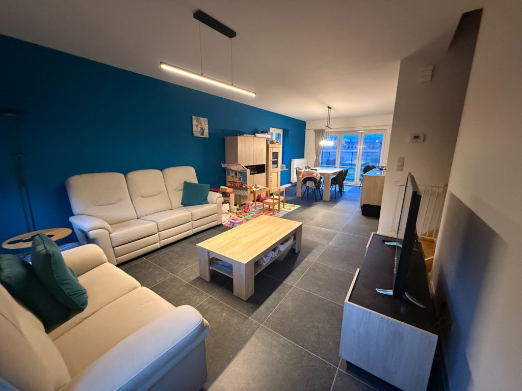 Pastoor Van Hoofstraat - 1 - - 2260