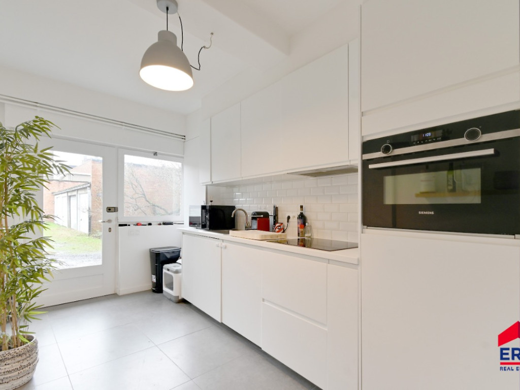 Sint-Bernadettestraat - 28 - - 9000