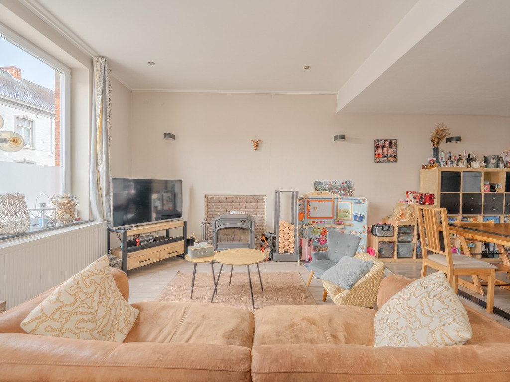 Rue Saint-Roch - 45 - - 5070