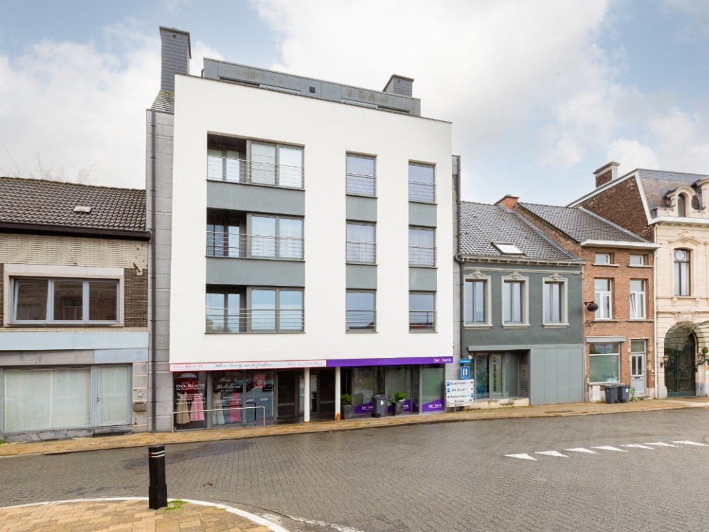 Oeverstraat - 22 - C - 9140