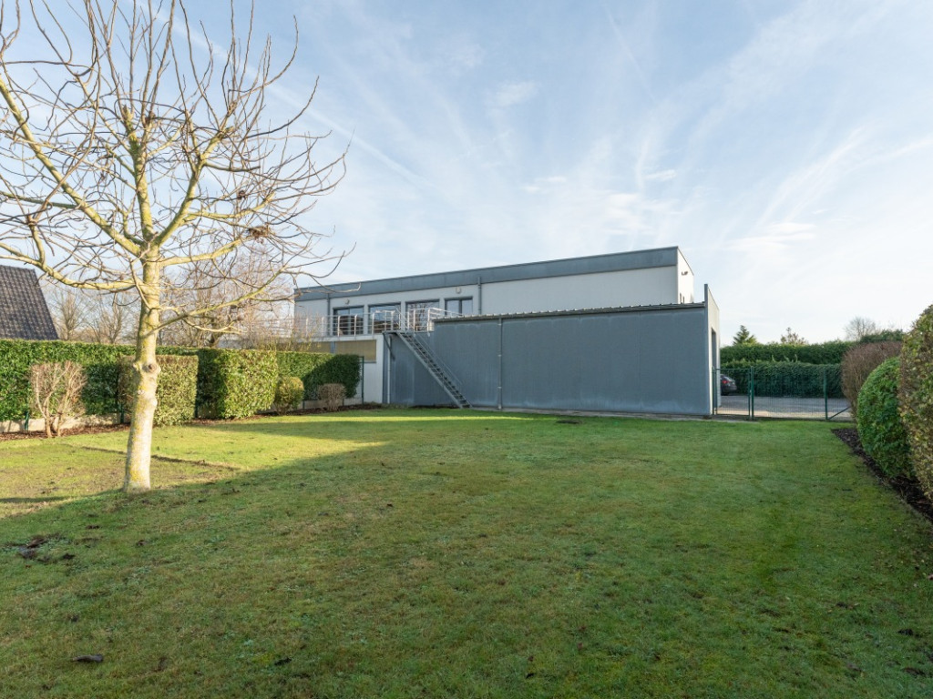 Rijksweg - 496 - - 8710