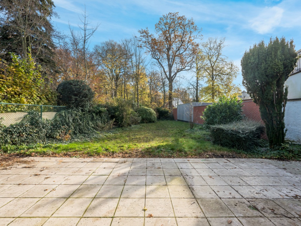 Dorp - 9/9A - - 9220