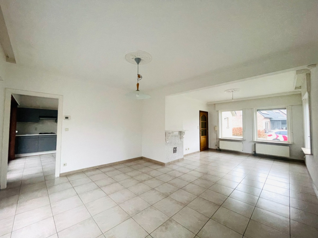 Bunderstraat - 4 - - 8940