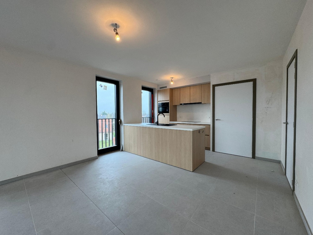 Staatsbaan - 76 - - 2.5 - 9870