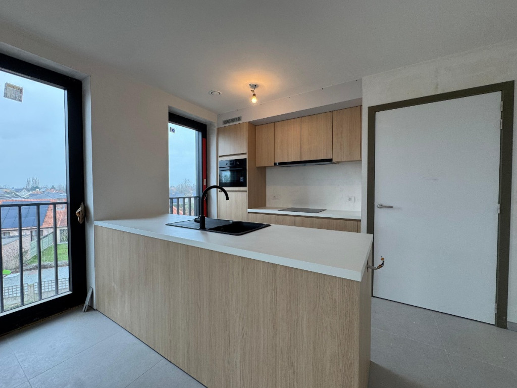 Staatsbaan - 76 - - 2.5 - 9870