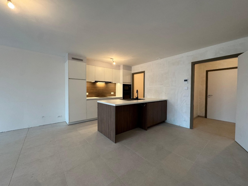 Staatsbaan - 76* - - 1.3 - 9870